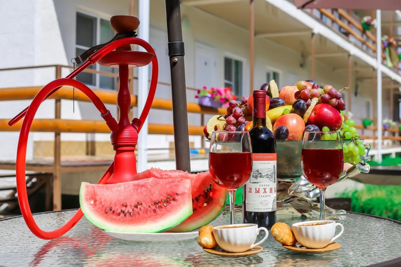 Abkhazia Tali Hotell Sukhumi Eksteriør bilde